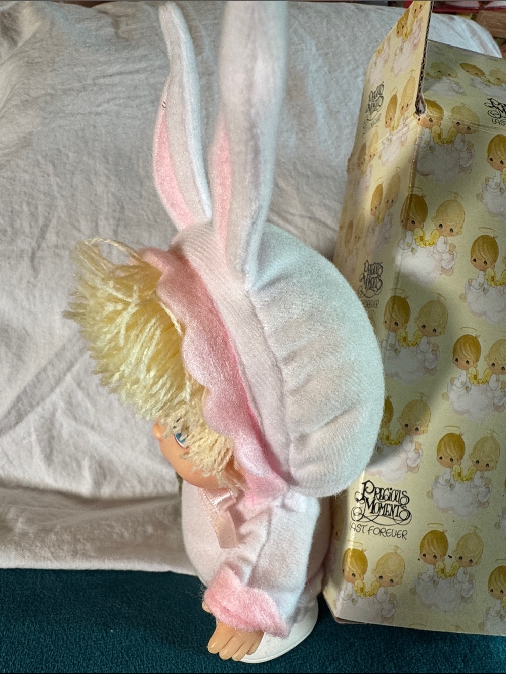 Enesco Precious Moments "Hi Babies" Easter Bunny Doll, with original box - Picture 5 of 7